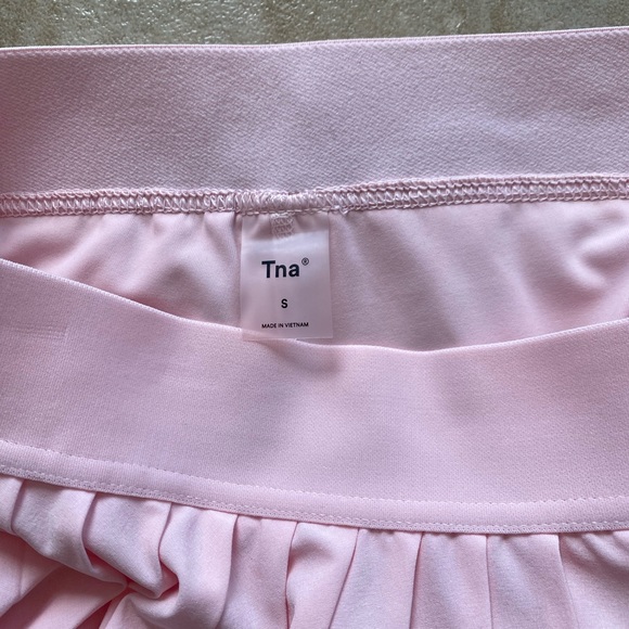 Aritzia tna tennis skirt baby pink - Picture 4 of 4